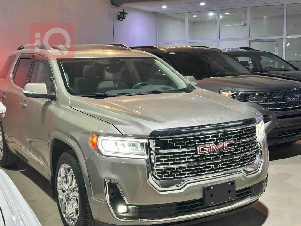 جي ام سي اكاديا